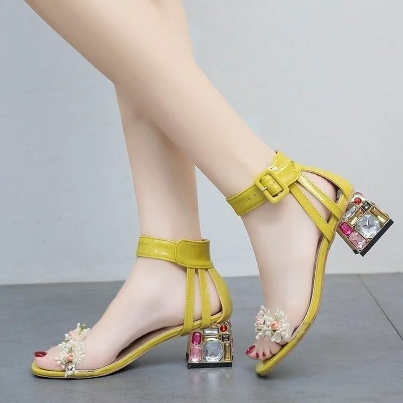 

Crystal Heel Women Sandals 2022 Summer New Fashion Mid-heel Thick-heeled Buckle High Heels Roman Women Shoes Chaussures Femme