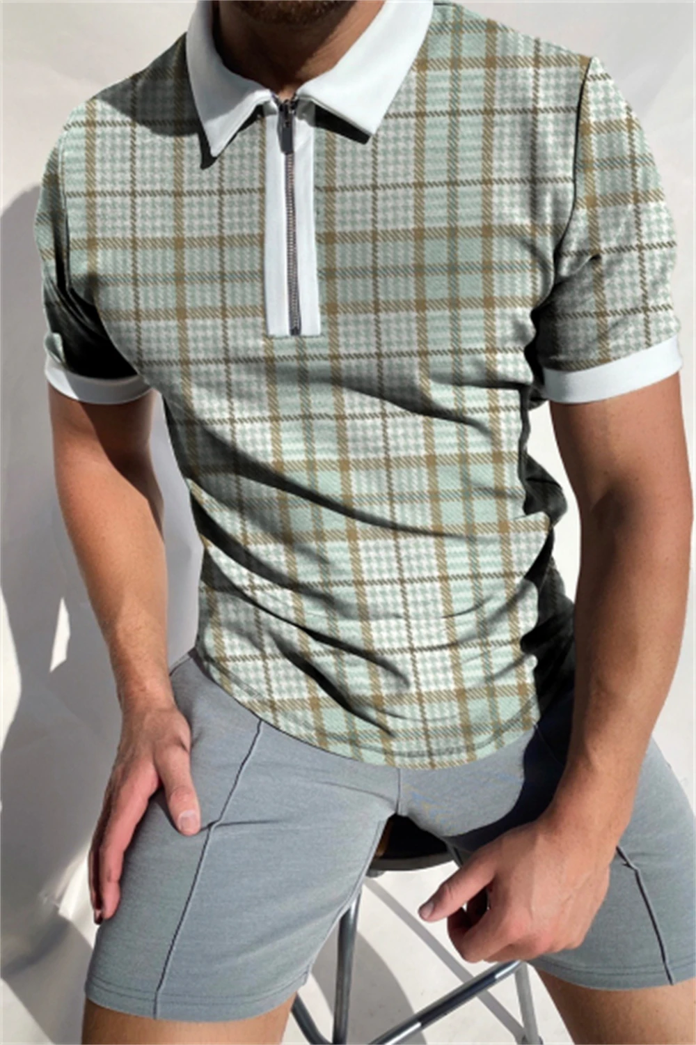 

T-shirts Men Fashion Plaid Print Slim Fit All-match Basic Short Sleeves Turn-down Collar Pullover Male Tops