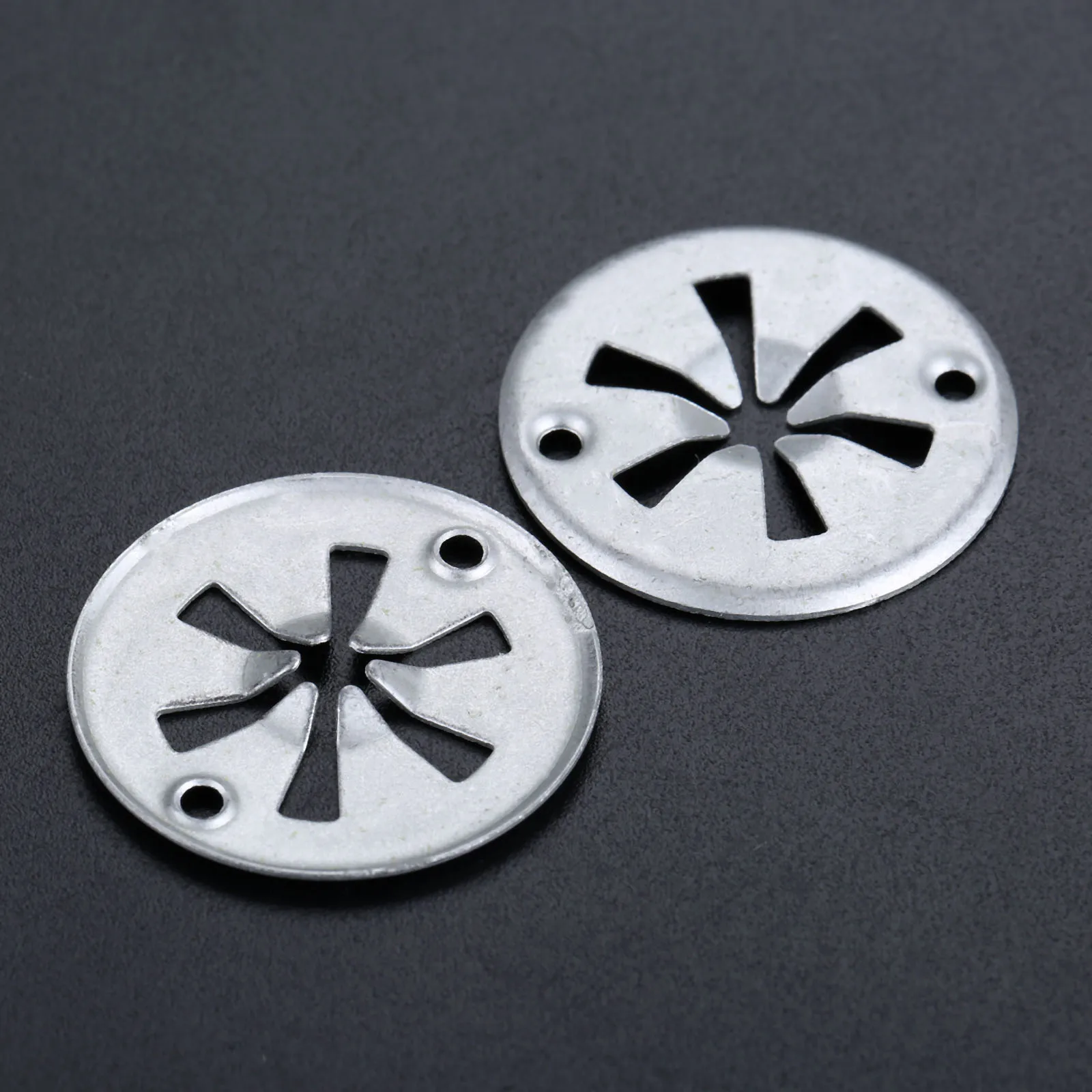 

10Pcs 30mm Metal Hood Bonnet Under Engine Insulation Cover Car Accessories Fit for Volkswagen VW Audi Ford Auto Fastener Clip