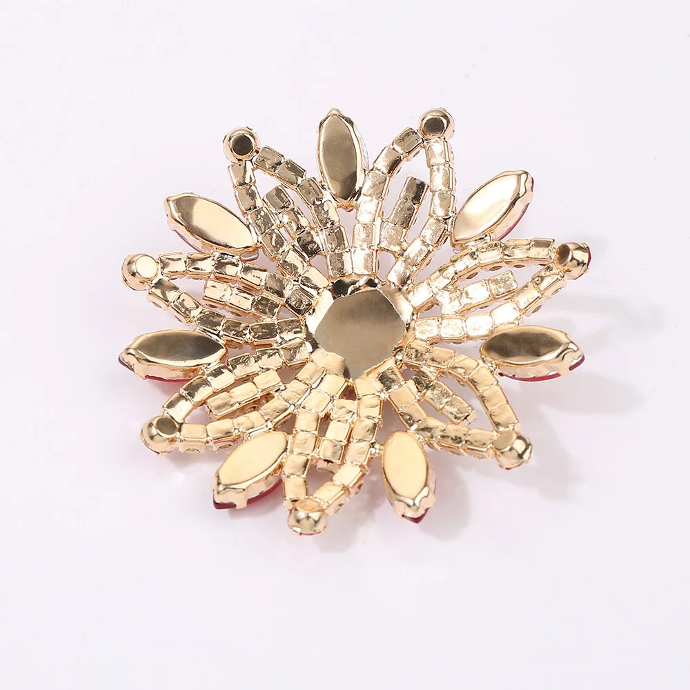 Sexy Women Crystal Nipple Covers Reusable Metal Breast Nipple Pasties Self Adhesive Bra Pad Rhinestone Body Breast Accessories