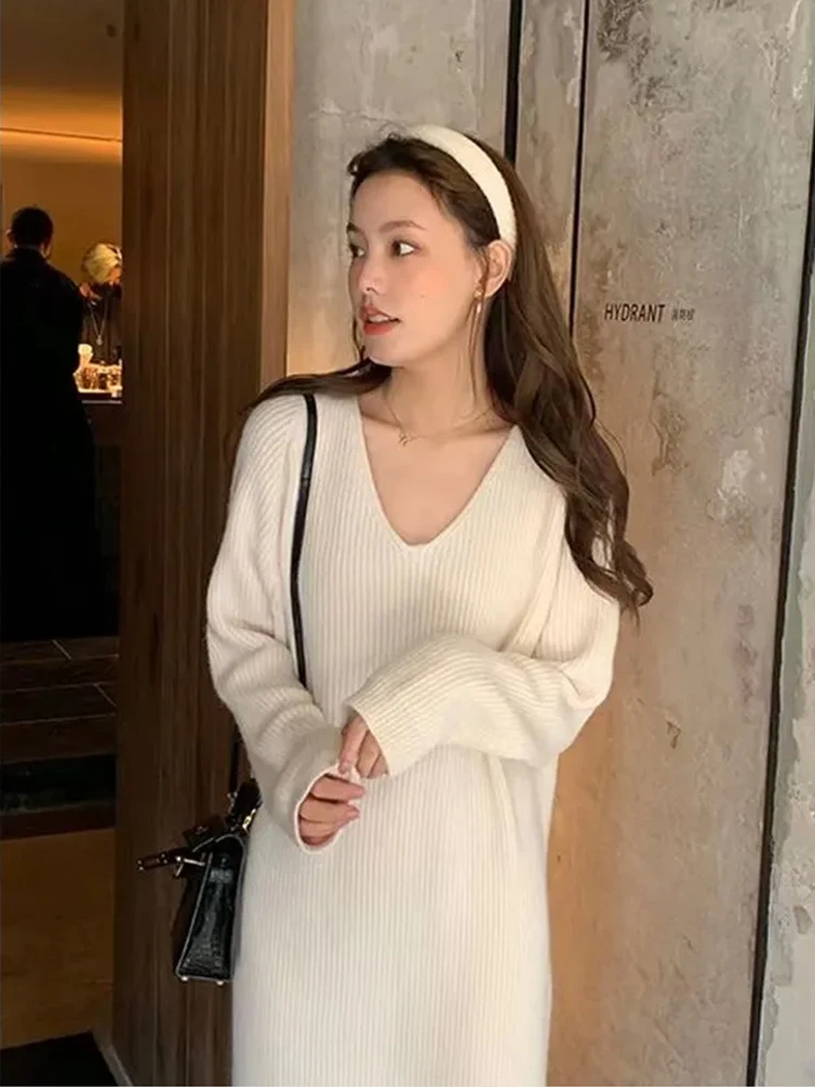 

Платье с длинным рукавом Белое вязаное цельное японское модное женское зимнее платье для вечерние 2022 шикарная и элегантная женская одежда