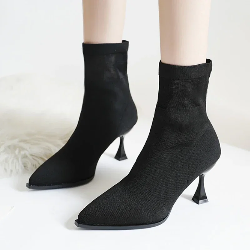 

Женская обувь 2023, модные женские ботинки с рукавом, Осенние однотонные ботинки с острым носком, на тонком каблуке-шпильке, Стрейчевые ботинки