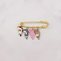 Брошь с котиками#2