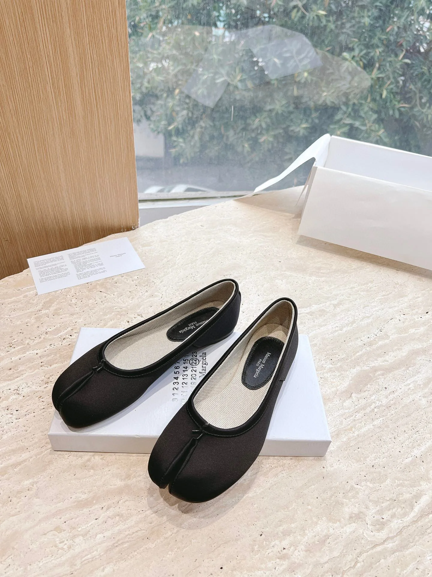 

MM6 Women Split Toe Flats Shoes Ladies Soft Bottom Loafers Ballerina Ninja Tabi Cozy Female Mary Jane Casual Mujer Slip On Shoes