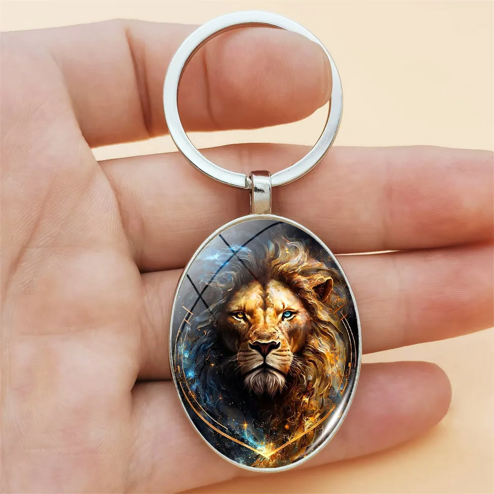 Подвеска в виде льва