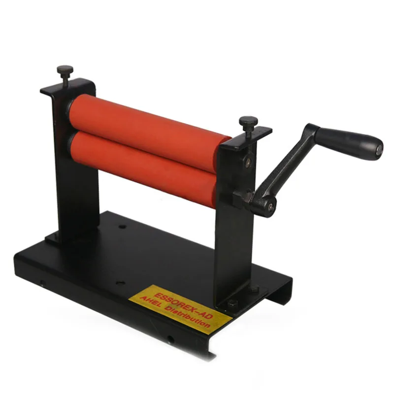 

QH-L6 Manual Cold Roll Laminator Cold Heading Machine 15cm Rubber Roller Length Laminating Machine Lamination Photo Album 1pc