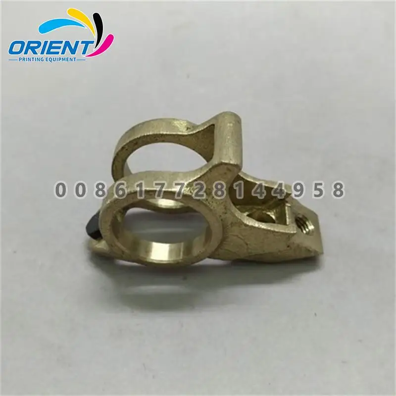 

C4.313.111 Gripper Holder For Heidelberg SM74 PM74 SX52 SM52 Gripper Operating Shaft Cpl Transfer Gripper