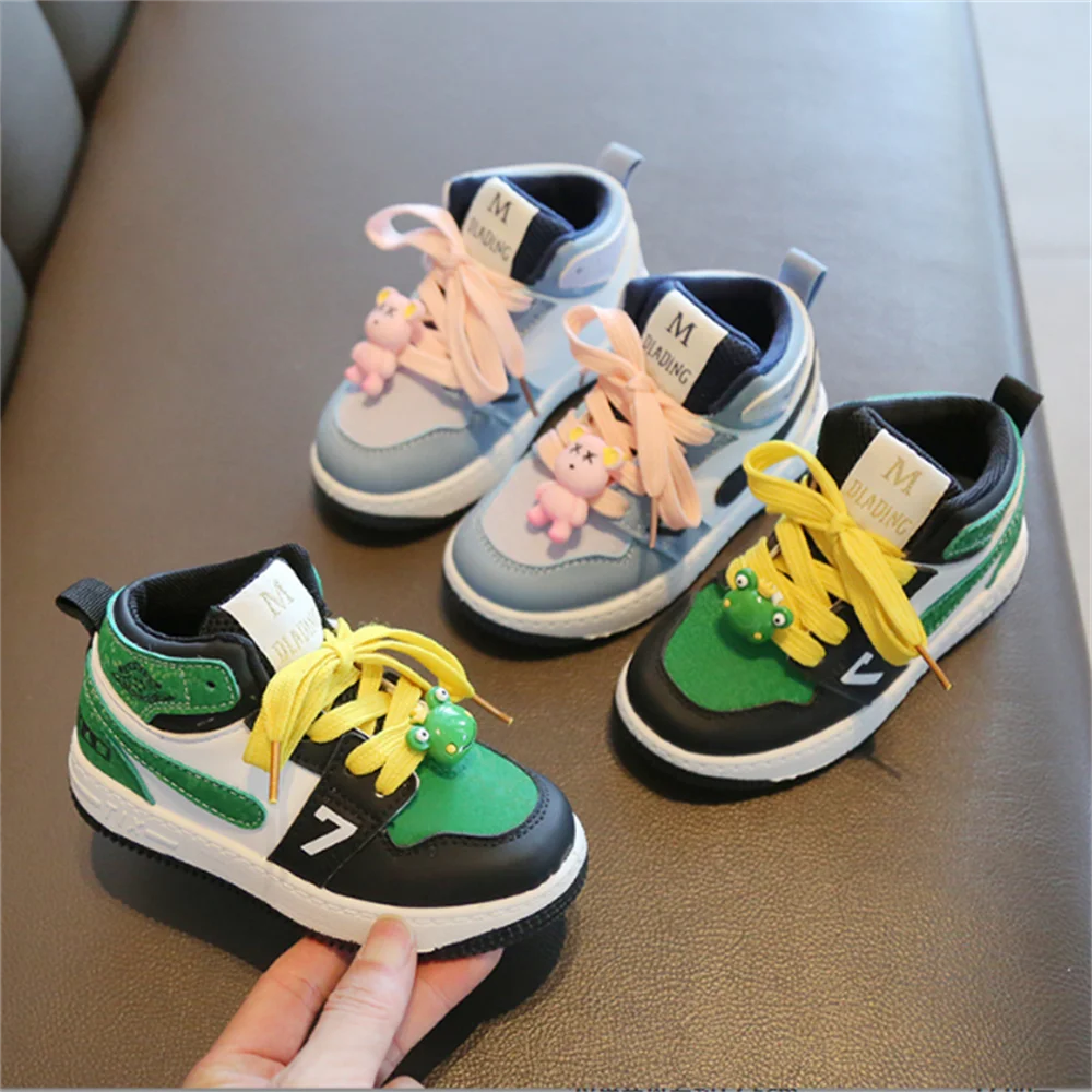 

2023 Cute Pattern Children's Sports Shoes Flat Heel Baby Girls' Shoe Platform Little Boys' Running Shoes Children's Shoes