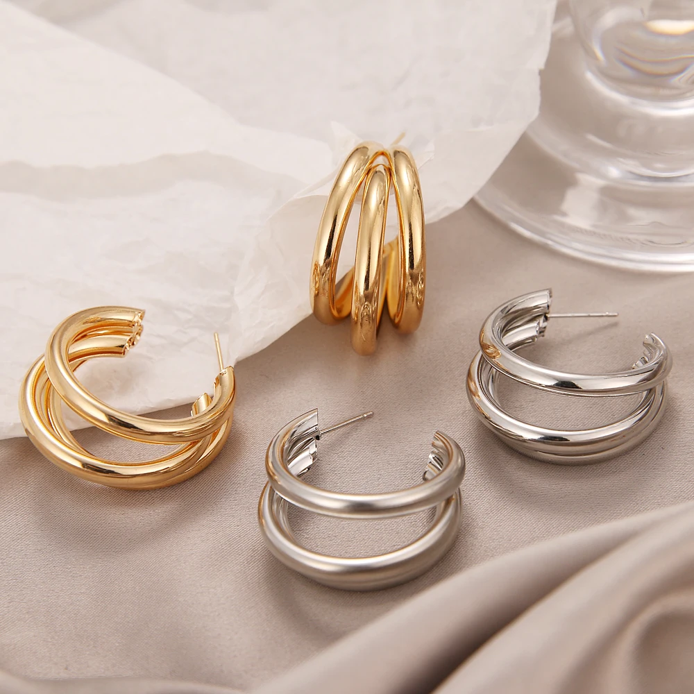 

Модные плетеные серьги-кольца с искажением, несимметричные полукруглые геометрические серьги-кольца для женщин, металлические серьги в ст...