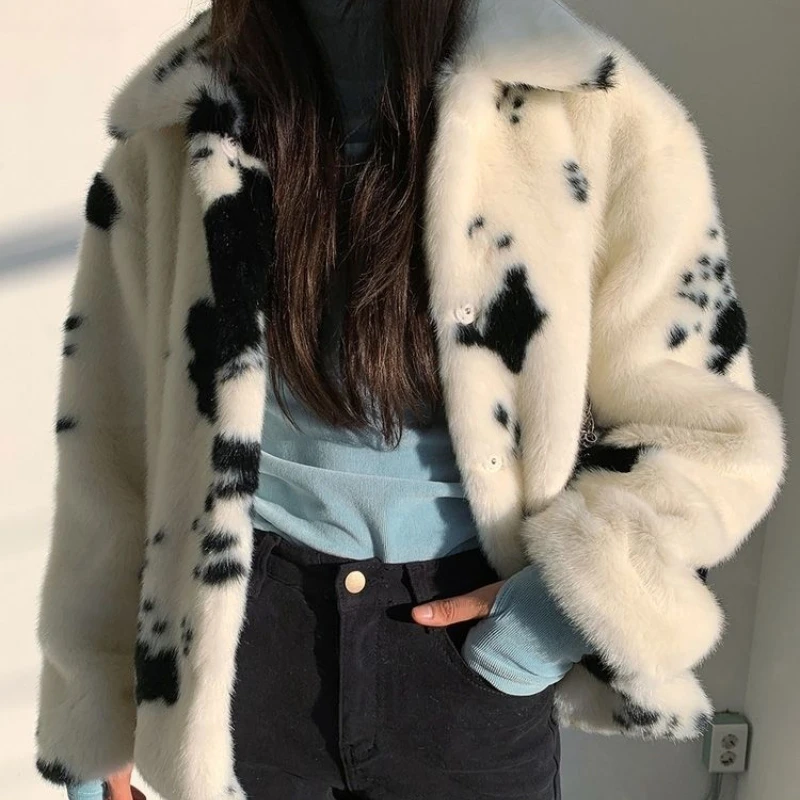 Women's Short Plush Coat Thick Black and White Spots Korean Calf Pattern Imitation Mink Coat Female College Student Jacket New
