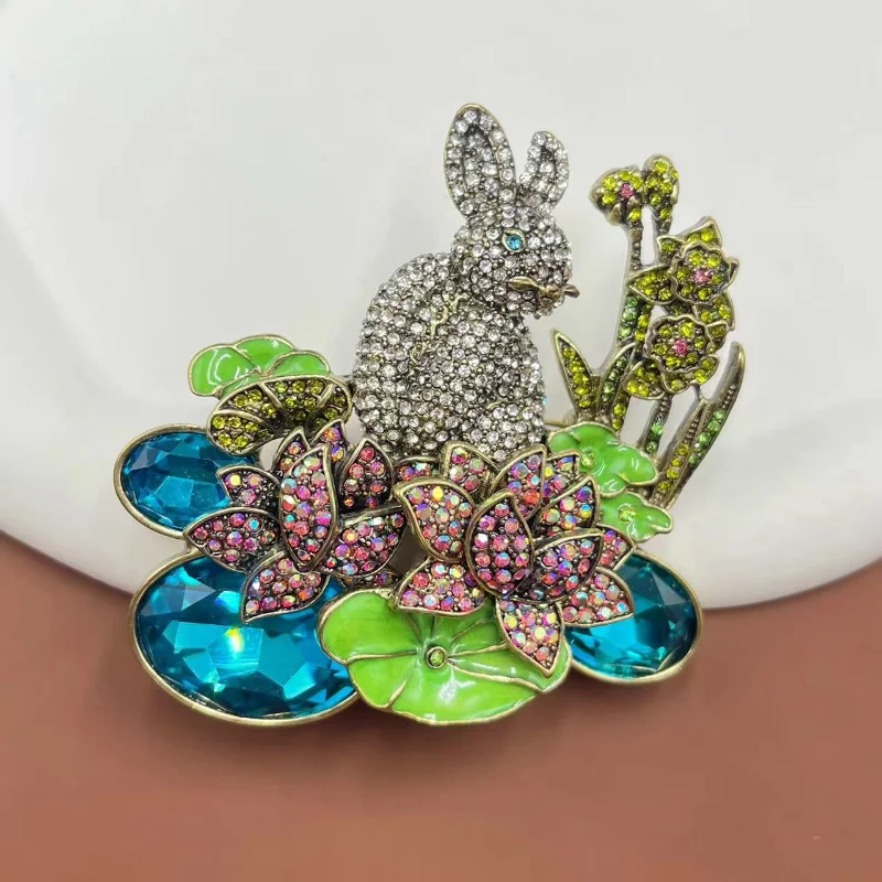 

Timeless Wonder Fancy Zirconia Rabbit Floral Brooch Pins for Women Designer Jewelry Gown Runway Rare Luxury Brand Gift Cute 5381