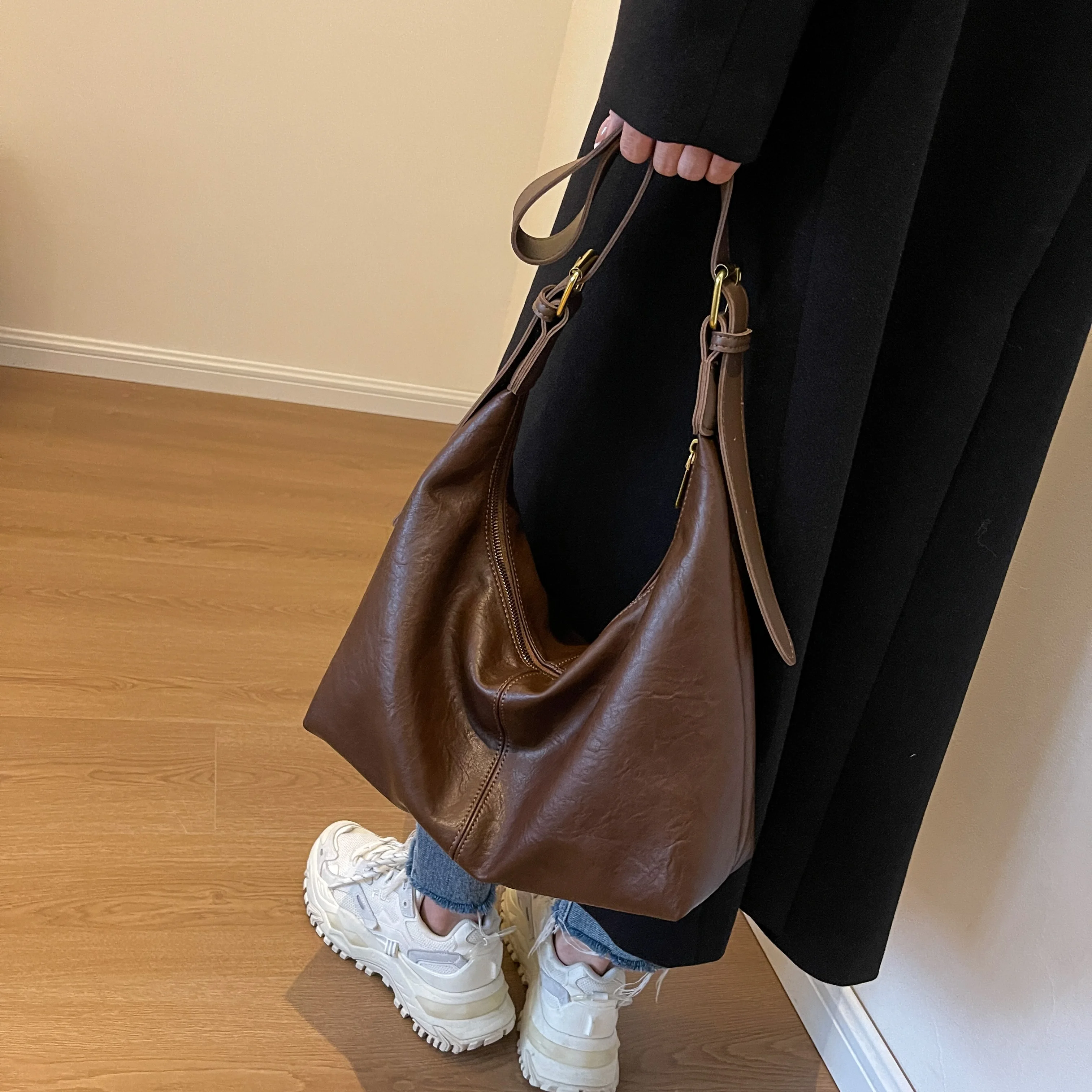 2023 вместительные винтажные сумки через плечо для женщин Высококачественная