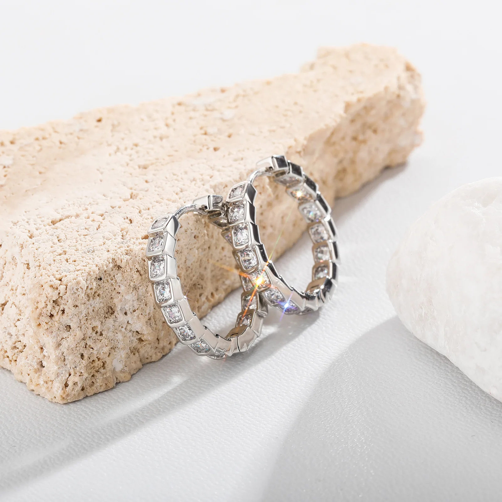 RACHELZ Fashion Luxury Shiny Zircon Hoop Earrings Hip Hop Geometric 14K Gold Plated Earring For Women Men Jewelry Wedding Gift