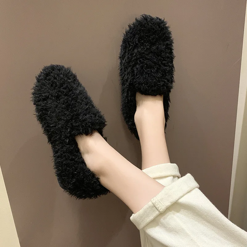 Зимняя обувь женские лоферы на меху повседневные кроссовки Modis с круглым носком