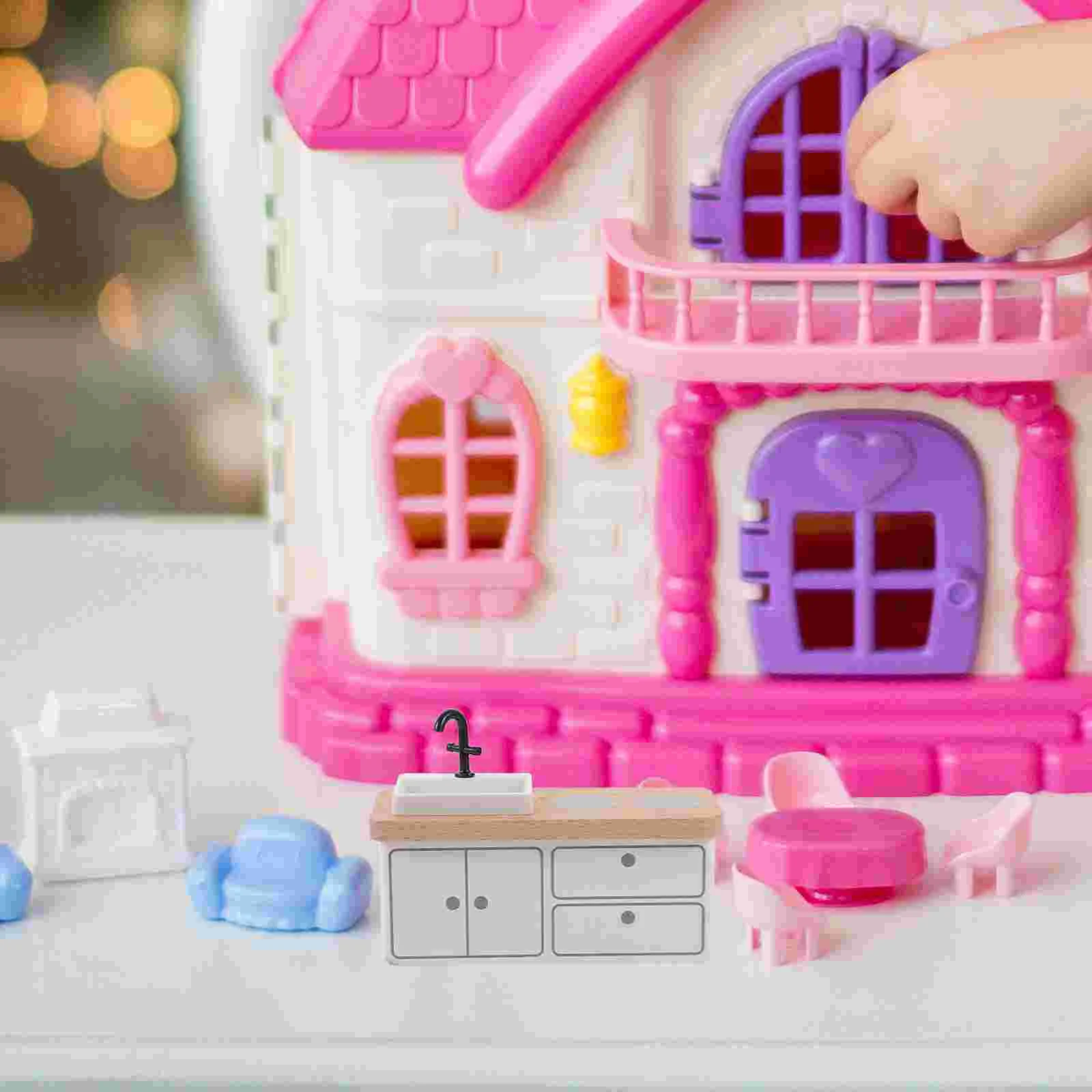 Рисунок 6 - Миниатюрная мебель