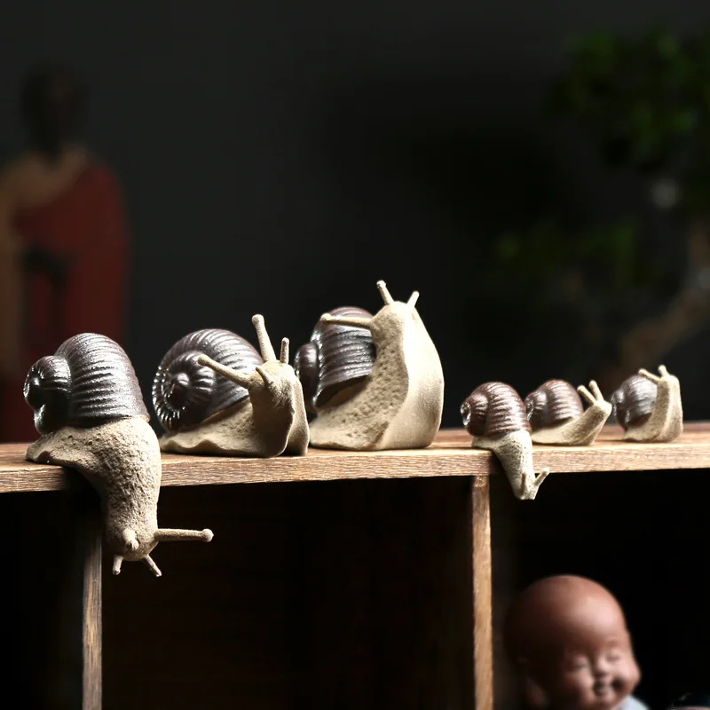 

Ceramic Small Snail Ornaments Bonsai Micro Landscape Home Decoration Accessories for Living Room Tea Pets Desk Home Decorations