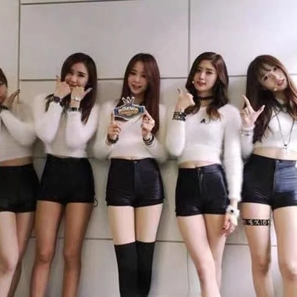 Invisible Crotch Open Short Leather Pants for Women's High Waist Faux Leather Skinny Short Pants Leggings Boyfriend Outdoor Sex