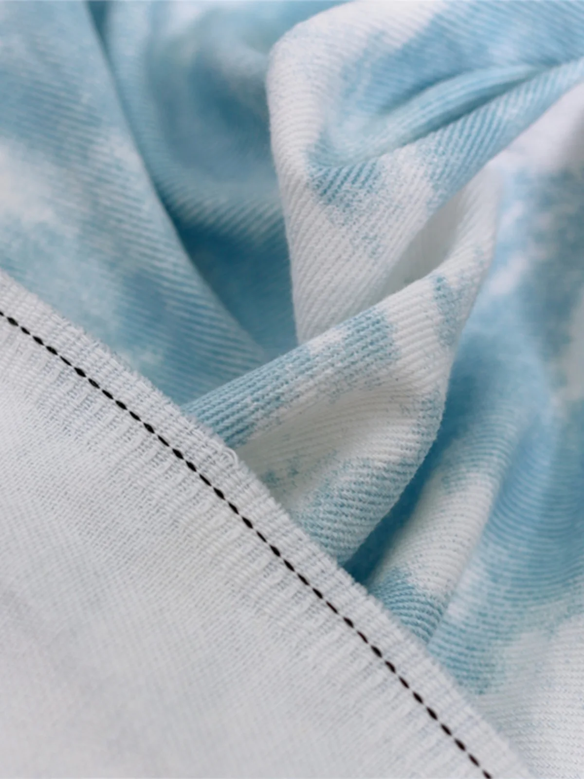 Handmade DIY Clothes Bag Fabric Pure Cotton Blue Sky and White Clouds Tie-dye Print Washed Denim