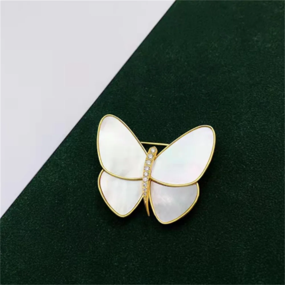 

Elegant Copy Shell Crystal Butterfly Brooches for Women Suit Baroque Trendy Butterfly Brooch Pins Party Wedding Gifts