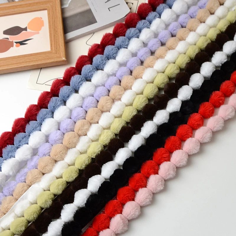 

Лента из искусственного меха в форме шара, 1 м