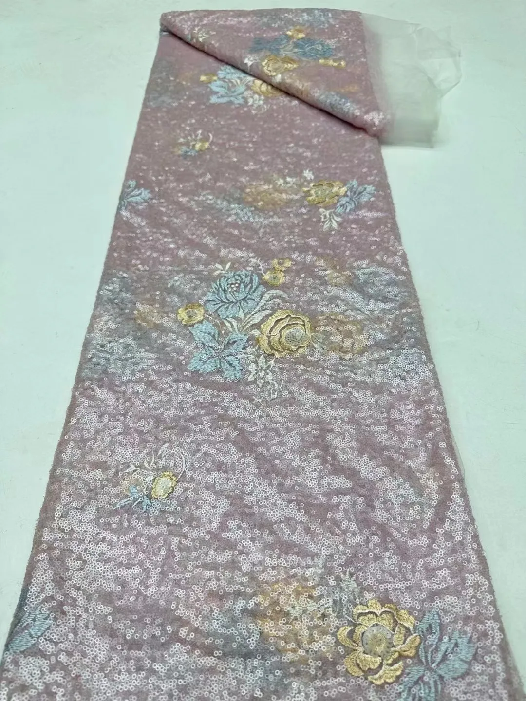 Симпатичный новый дизайн Африканское кружево с вышивкой блестками разных