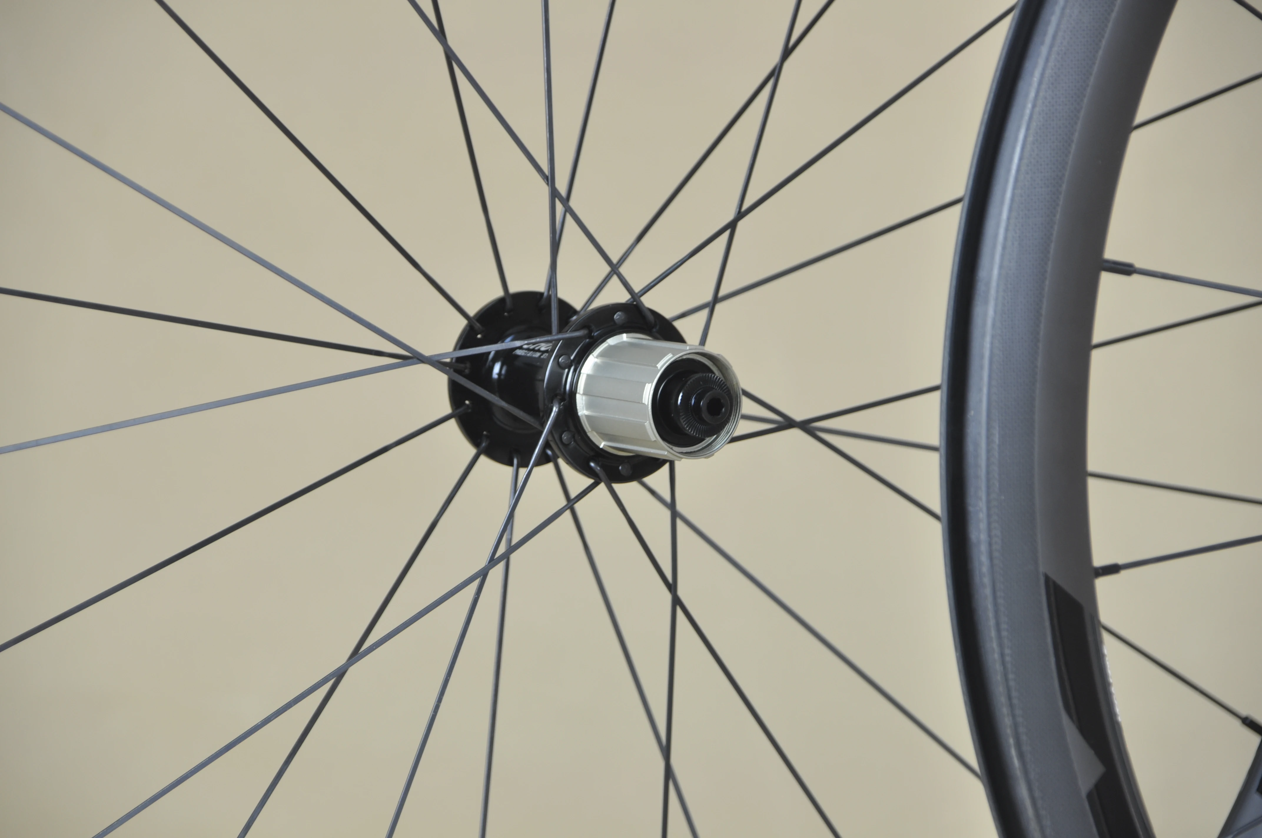 Китайские карбоновые велосипедные колеса rodas de bicicleta от hongfu UAM 40 мм клинчерные для