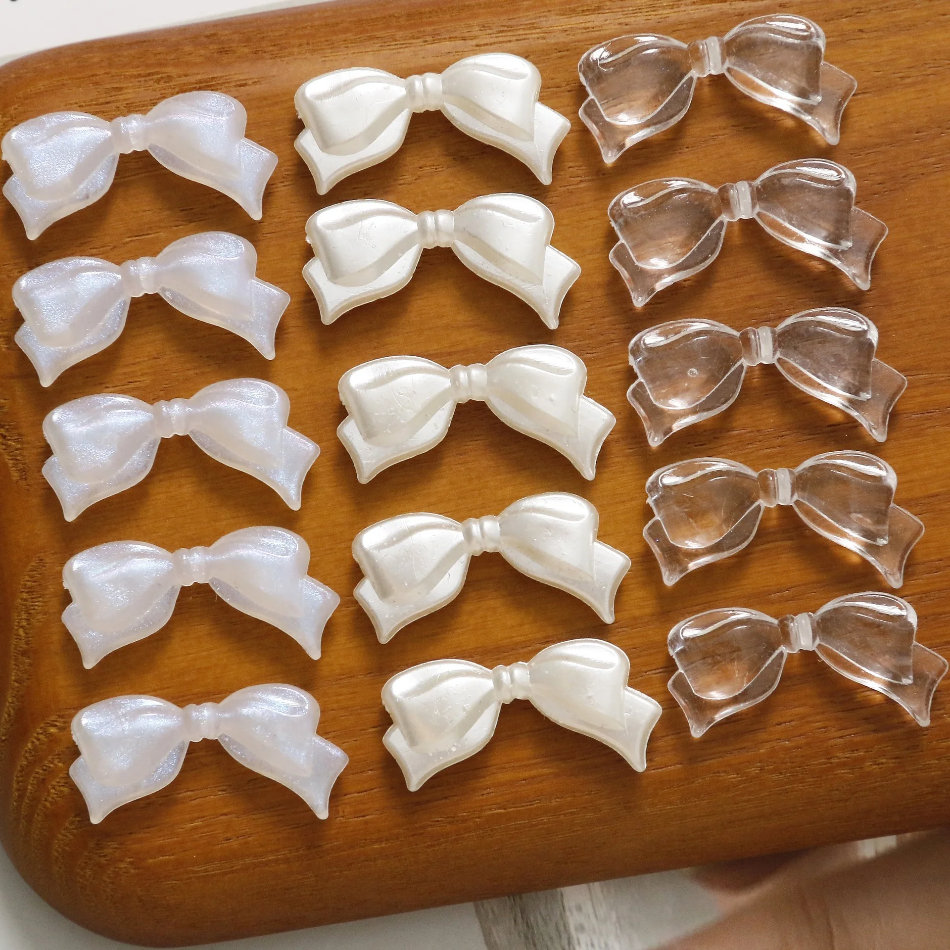 

20 PCS 33x14mm Sweet Style Acrylic Pearl Glitter Imitation Shell Bowknot Beads Diy Pendant Bracelet Necklace Accessories