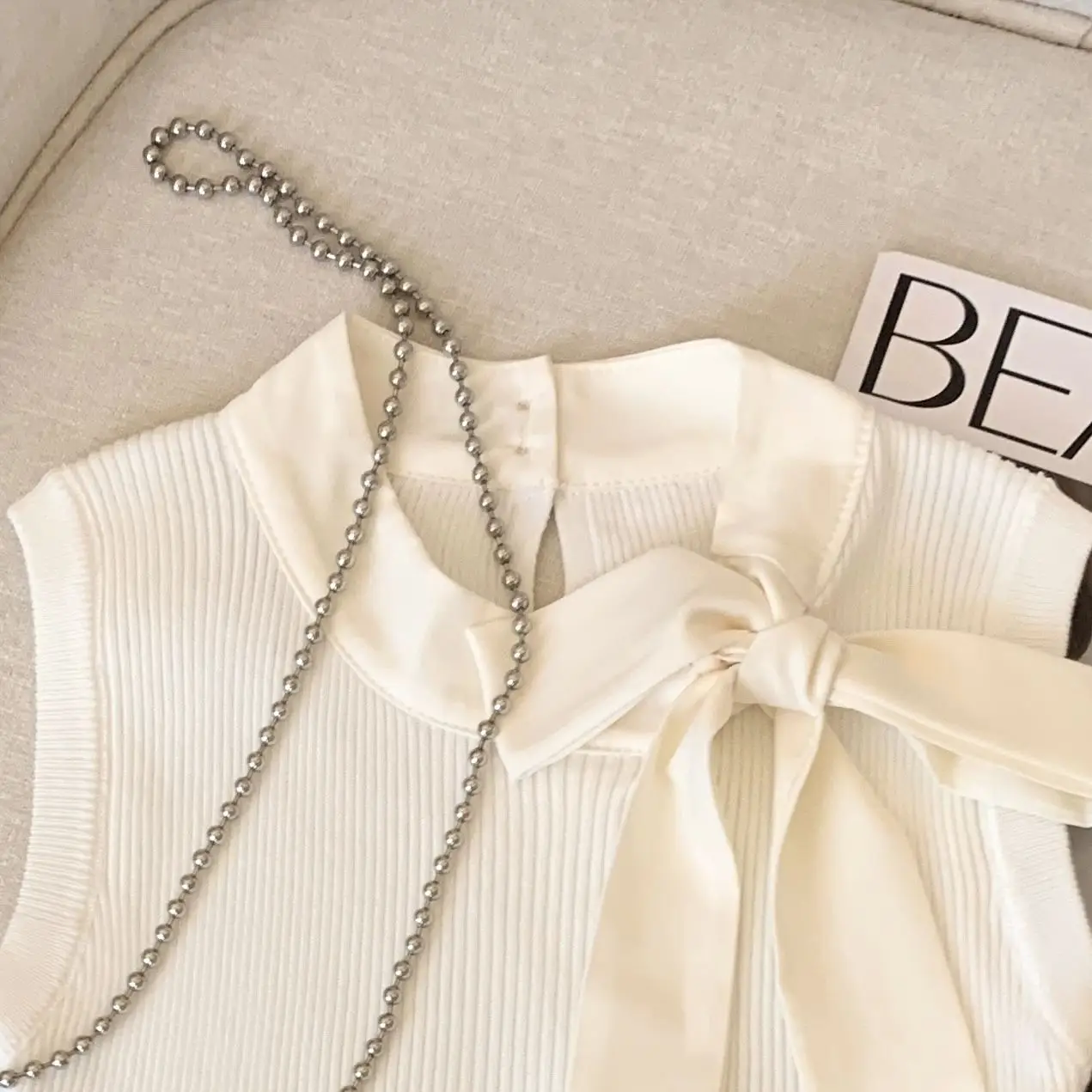 Топ женский летний тонкий трикотажный без рукавов с бантом