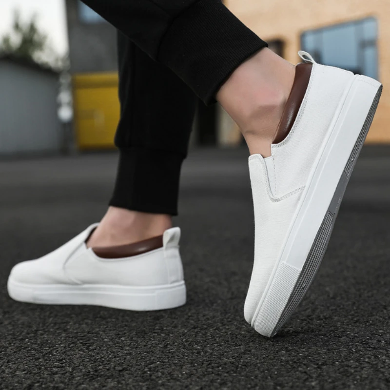 Рисунок 5 - Мужские парусиновые туфли для отдыха