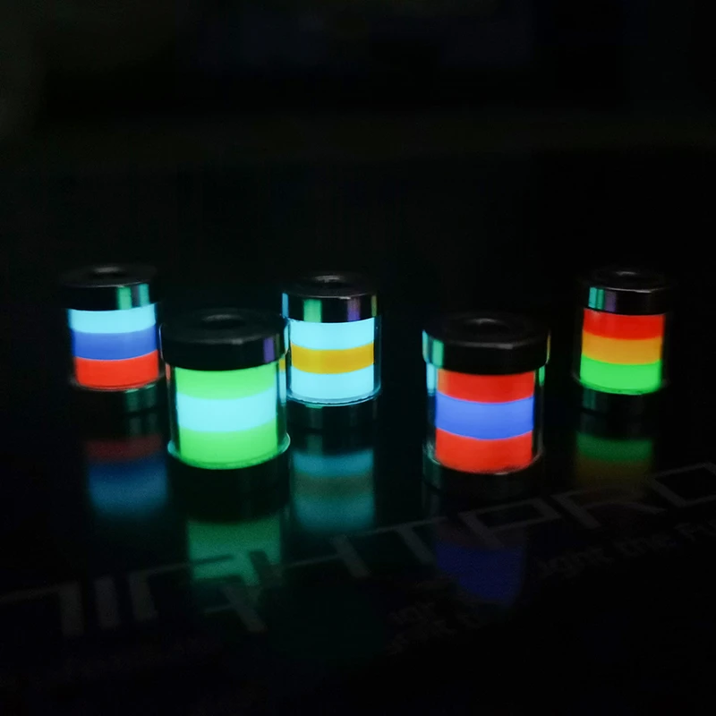 

Glow Metal Blade Pendant Colorful Super Bright Fluorescent for Necklace Bracelet Clothing Backpack DIY Luminous Charms