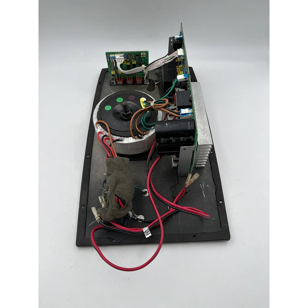 VXT8 для KRK усилитель мощности динамика с активным мониторингом двухчастотное