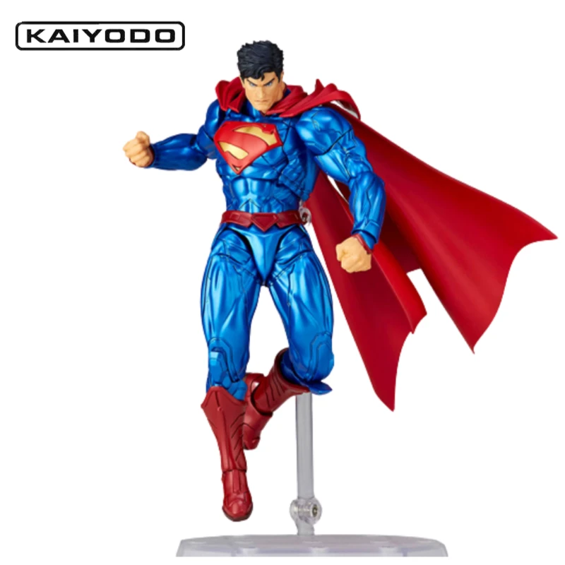 

KAIYODO AMAZING YAMAGUCHI Detective Comics Superman Superman Figures Models Anime Toys Birthday Gifts Movable Dolls Ornaments