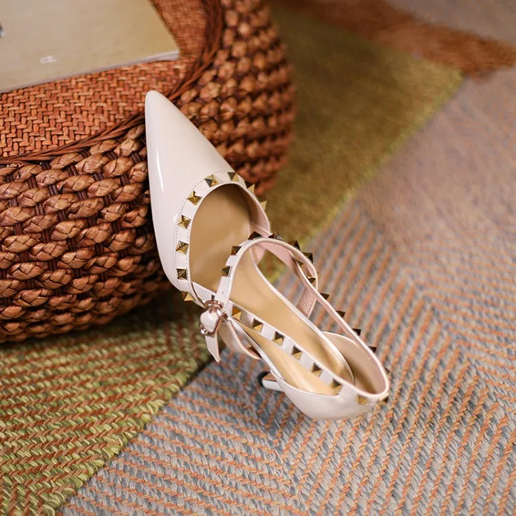 Сандалии Baotou женские на тонком каблуке босоножки высоком универсальные кожаные