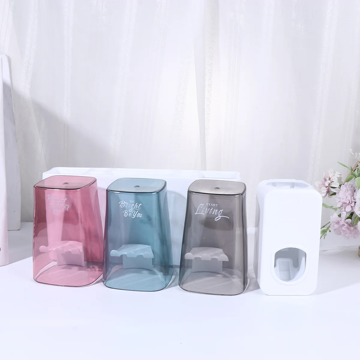 

1 Set Bathroom Shelf Storage Organizer Wall Mount Holder Rack Suction Cup Storage Rack ( White )