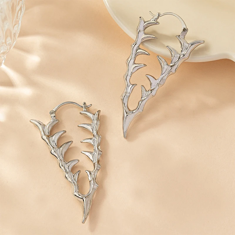 Новинка 2024 серёжки в стиле киберпанк женские и мужские ювелирные изделия