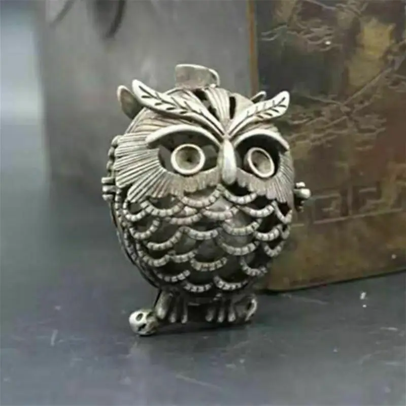 

Collection Old China Tibet Silver Handmade Lovely Owl Pendant Amulet Decoration