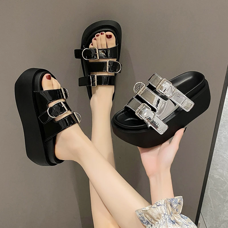 Women's Summer Chunky Slippers 2023 Fashion Thick-Bottom Sandals Flip Flops Wedges Buckle Slippers Platform Beach Slides Zapatos