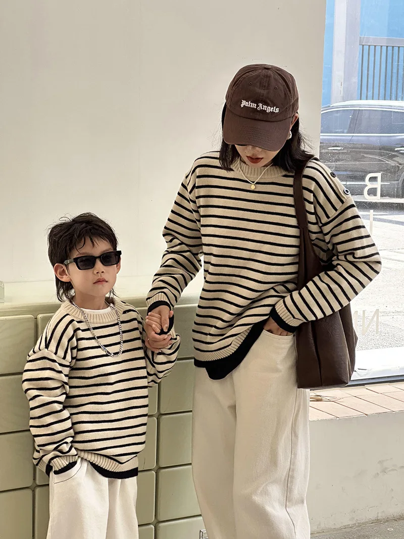 Одинаковая одежда для всей семьи новый осенне-зимний свитер детский полосатый