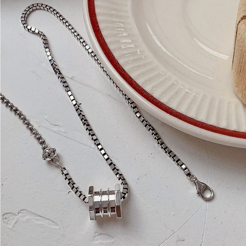 

S925 Sterling Silver Small Waist Necklace Women All-match Niche Retro Heavy Industry Spring Clavicle Chain Couple Jewelry