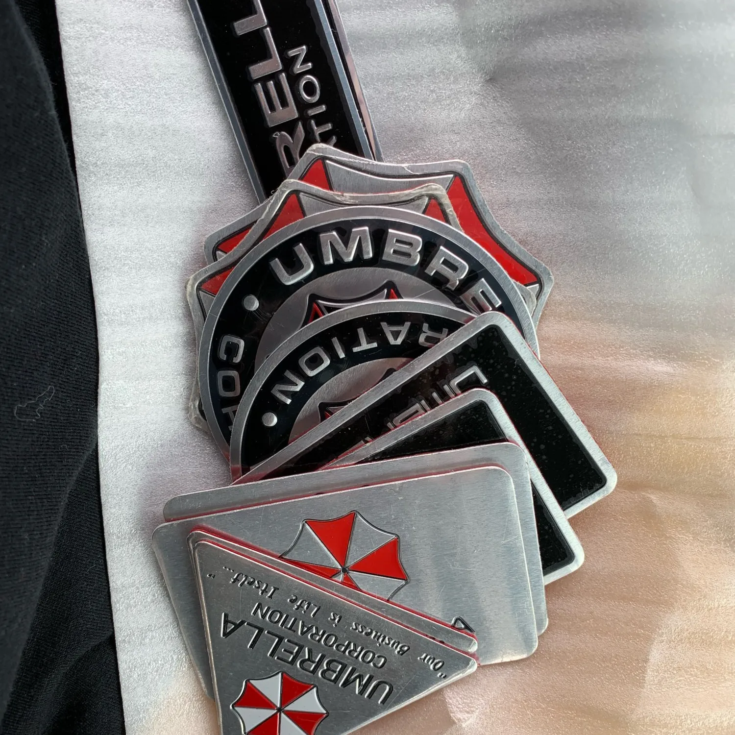 Стайлинг автомобиля 3D наклейки из алюминиевого сплава с эмблемой зонтичной