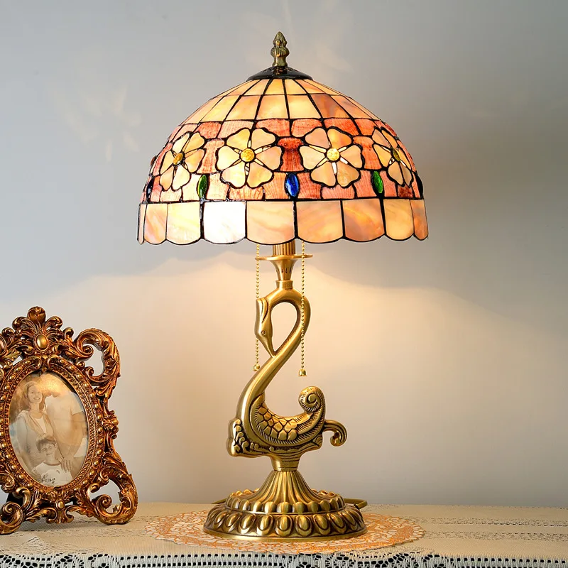 

Copper Shell Table Lamp Tiffany Retro Pastoral Hotel Villa Living Room Bedroom Big Swan Bedside Lamp E27 AC110V 240V