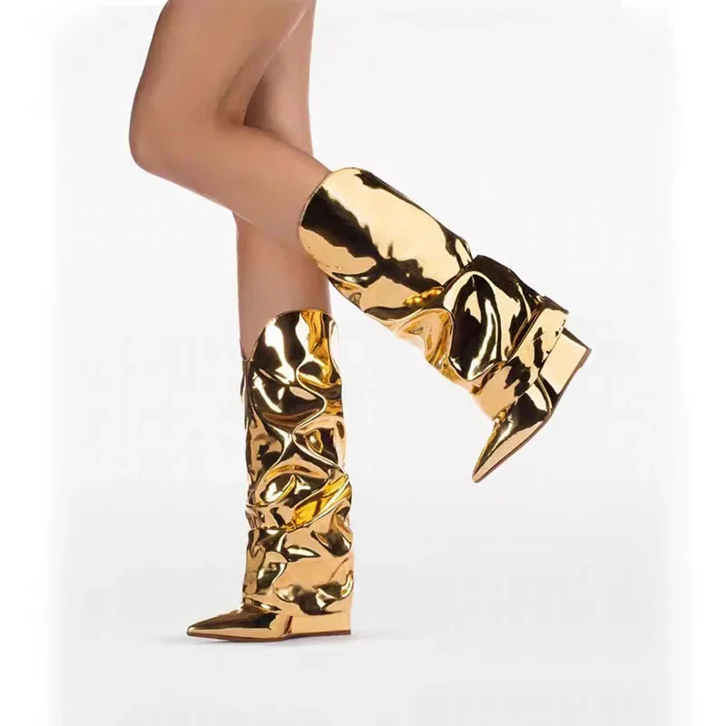 Arden Furtado/2024 яркие кожаные плиссированные средние ботинки на танкетке современные