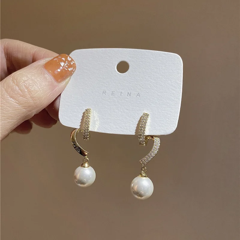 

Real Gold Plated Silver Needle Diamond Pearl Earrings, Korean Retro Design, Temperament Fashion Personality