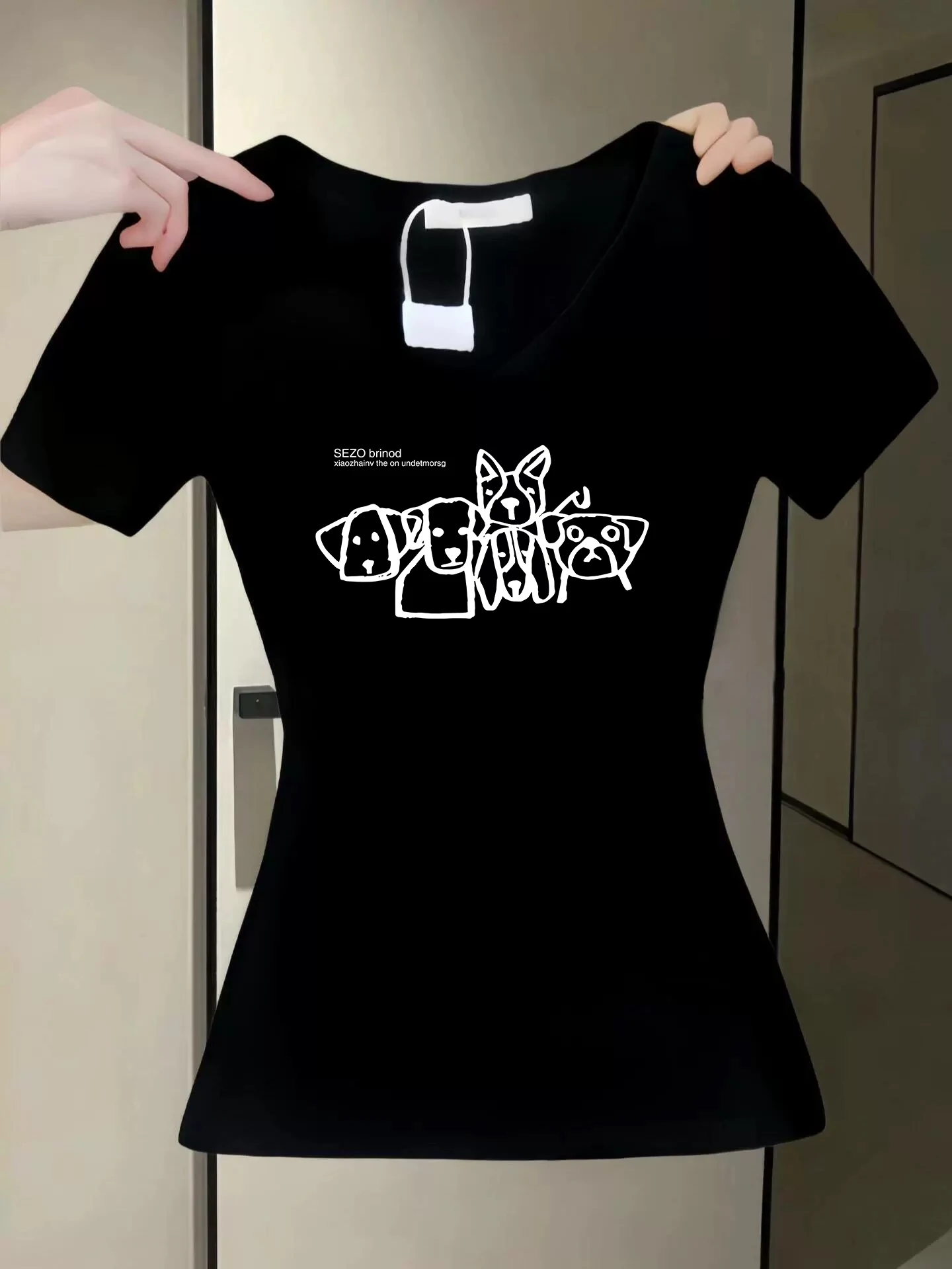[Free Shipping Insurance] American Street Gyaru Short sleeve T-shirt Women Summer High-Grade Temperament V-neck Slim fit Top