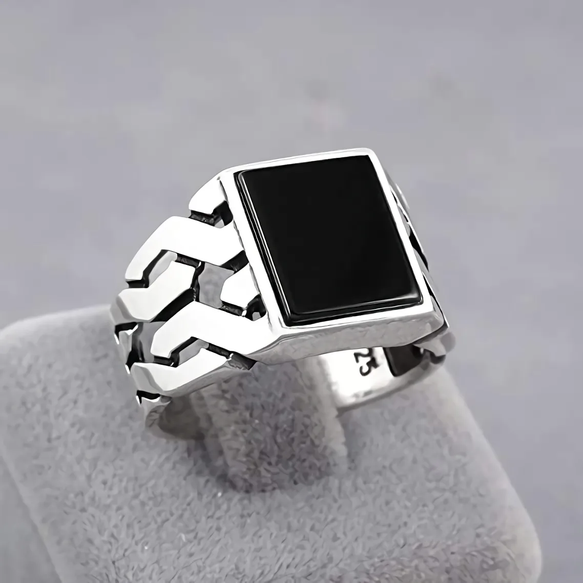 

Fashion Men's Black Red Square Drop Glaze Hollow Ring Silver Vintage Punk Bike Party Jewelry
