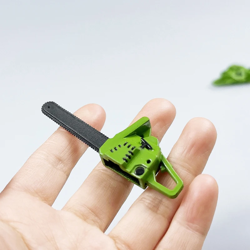 

Цепная пила для кукольного домика, модель газонокосилки, инструмент для ремонта, пила, аксессуары для мебели