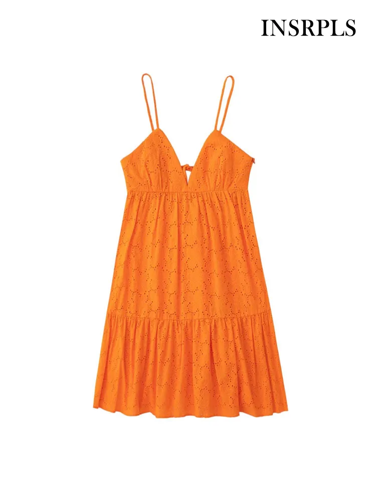 

Женское винтажное мини-платье с вышивкой, открытой спиной и молнией сбоку