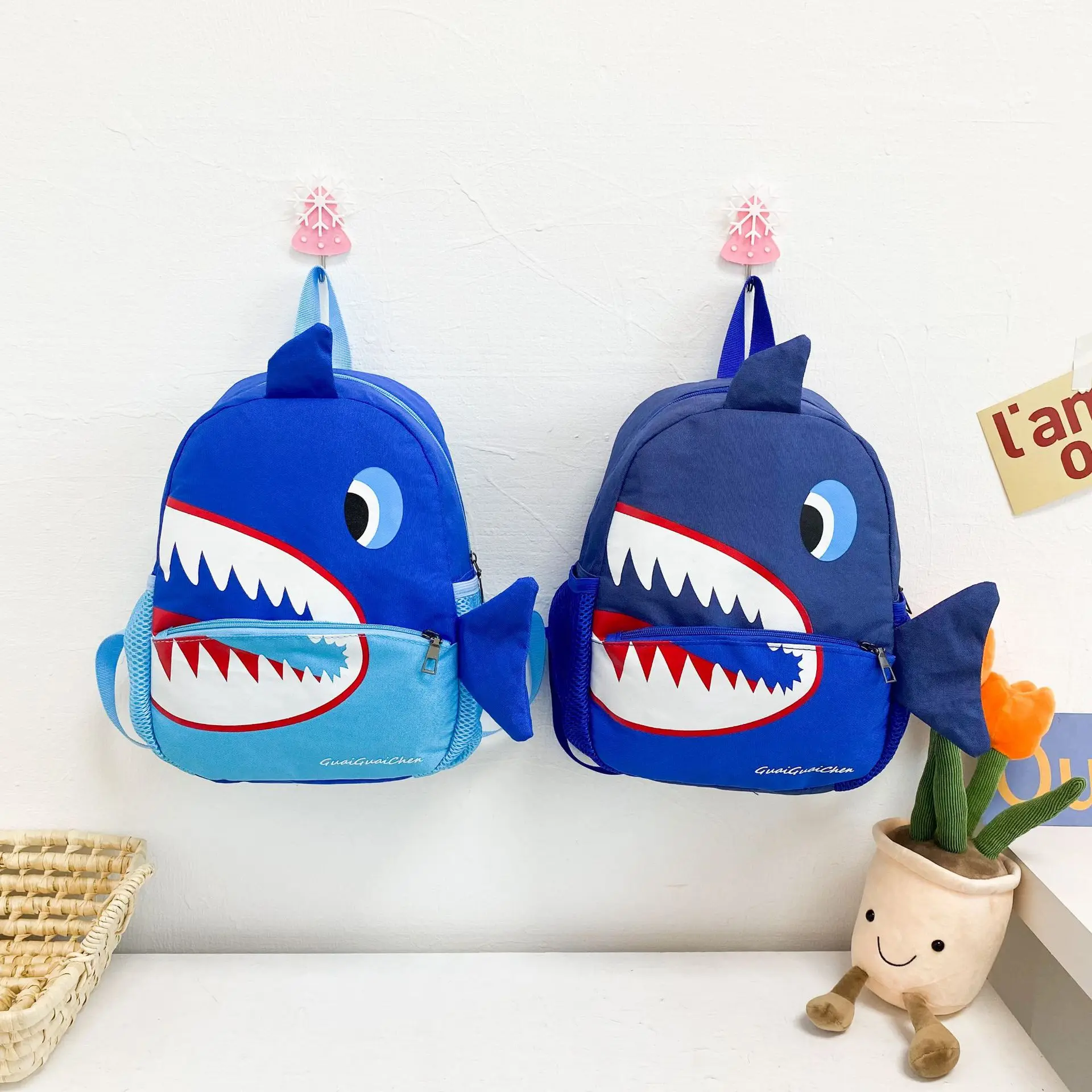 2022 New Children's Schoolbag Cartoon Cute Shark Print Backpack 4-6y Boys and Girls Kindergarten Snack Bag Kids Travel Backpack