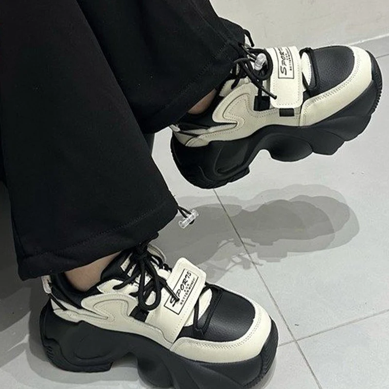 

Женские уютные повседневные спортивные туфли на платформе, кроссовки для бега на плоской подошве, Новинка осени 2023, модные прогулочные туфли, Женская Студенческая походная обувь