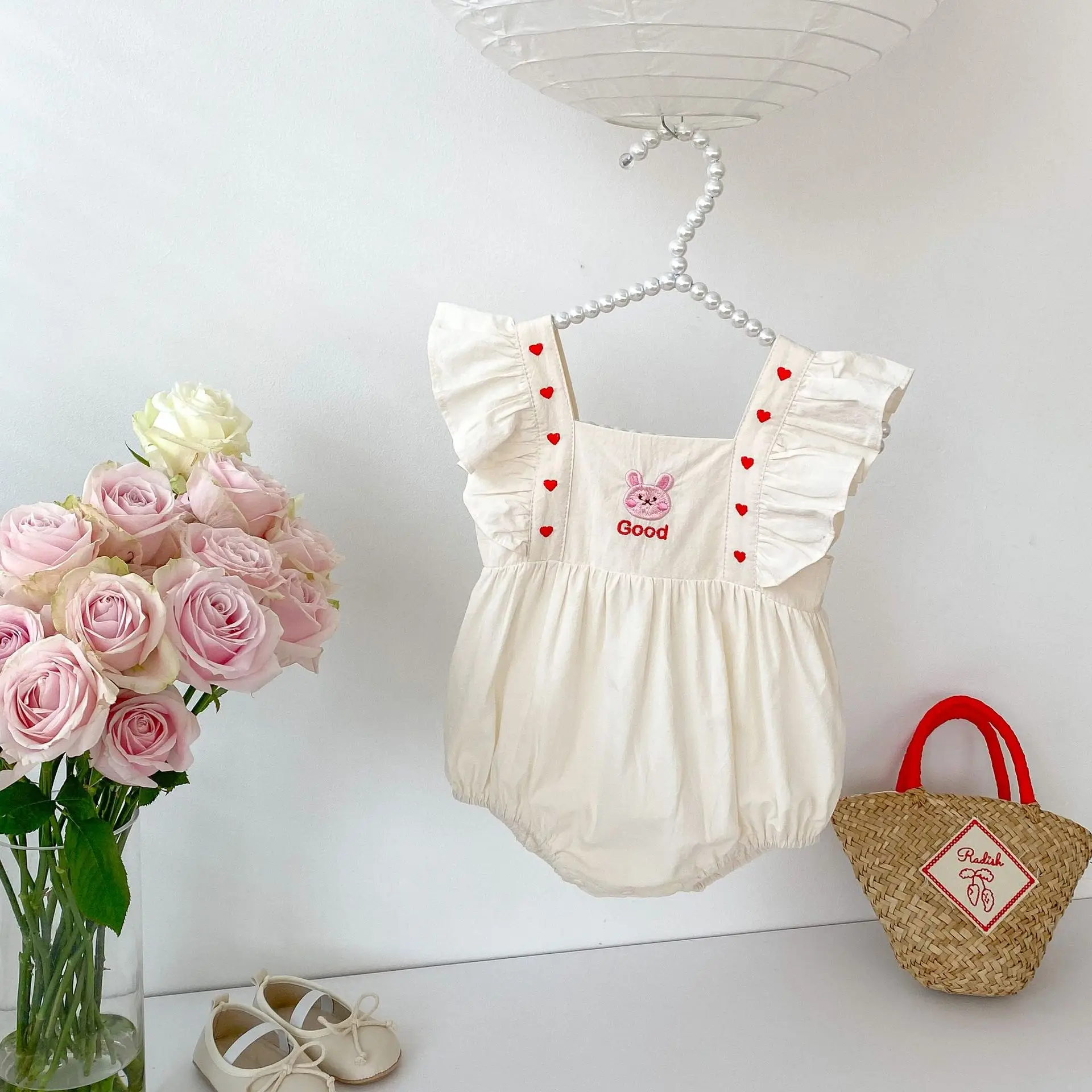 

Ins Summer Infant Costume Boy Girl Baby Love Fly Sleeve Onesie Toddler Embroidery Rabbit Romper Newborn Cotton Letter Bodysuit
